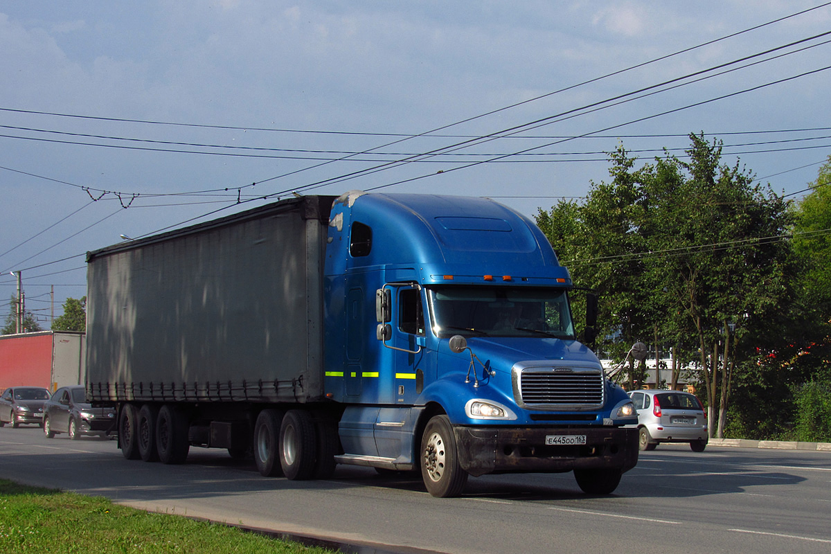 Самарская область, № Е 445 ОО 163 — Freightliner Century Class