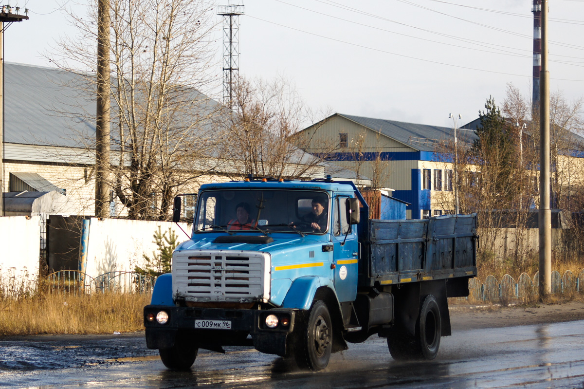 Ханты-Мансийский автоном.округ, № С 009 МК 96 — ЗИЛ-433180