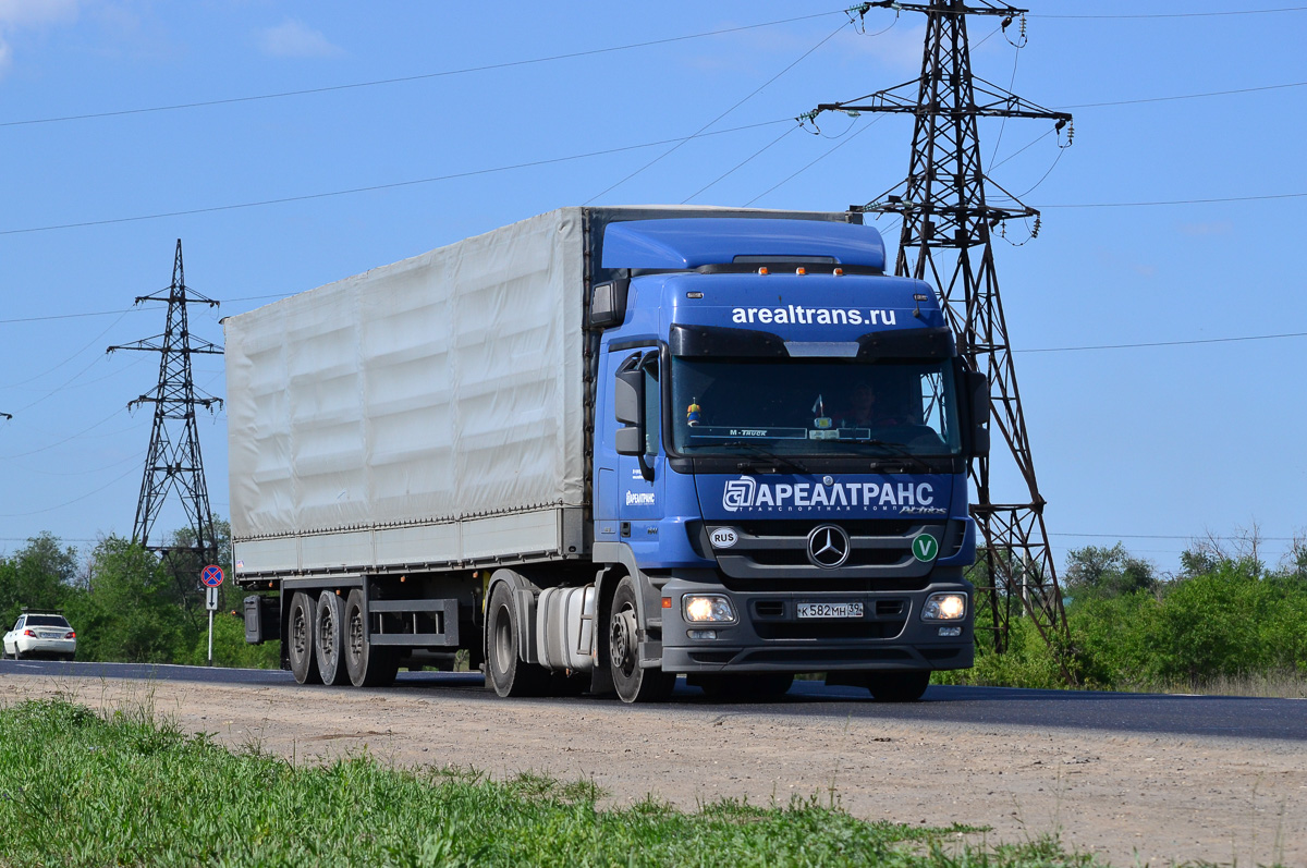 Калининградская область, № К 582 МН 39 — Mercedes-Benz Actros ('2009) 1841