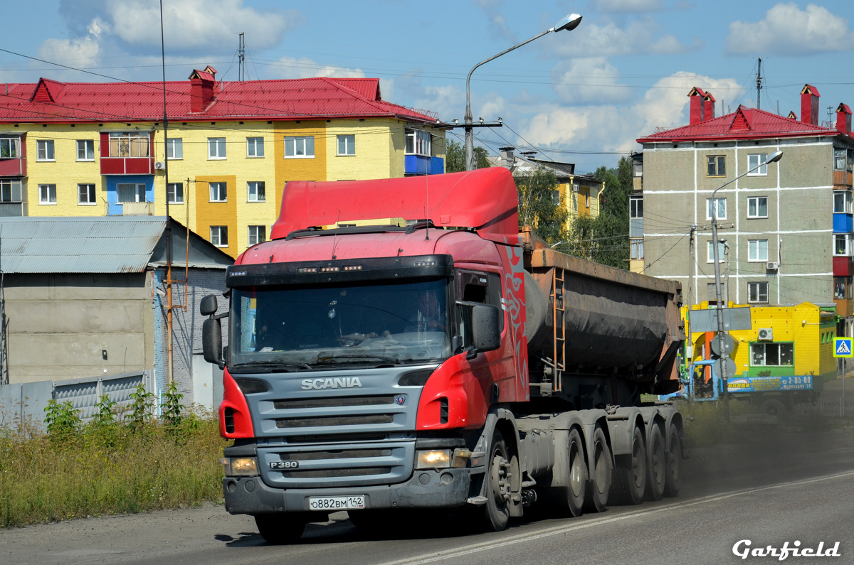 Кемеровская область, № О 882 ВМ 142 — Scania ('2004) P380