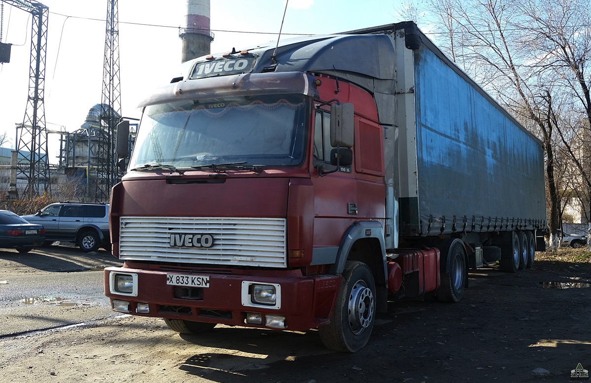 Туркестанская область, № X 833 KSN — IVECO TurboStar