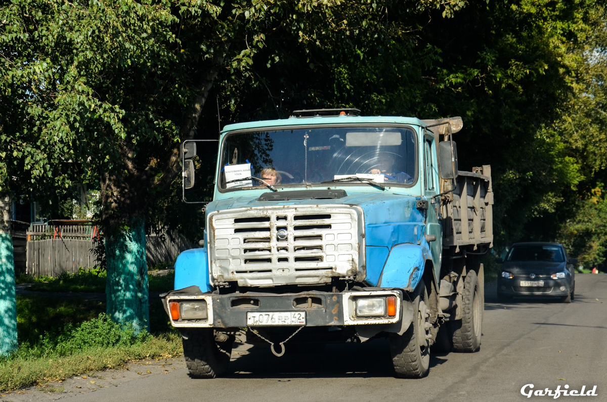 Кемеровская область, № Т 076 РР 42 — ЗИЛ-494560