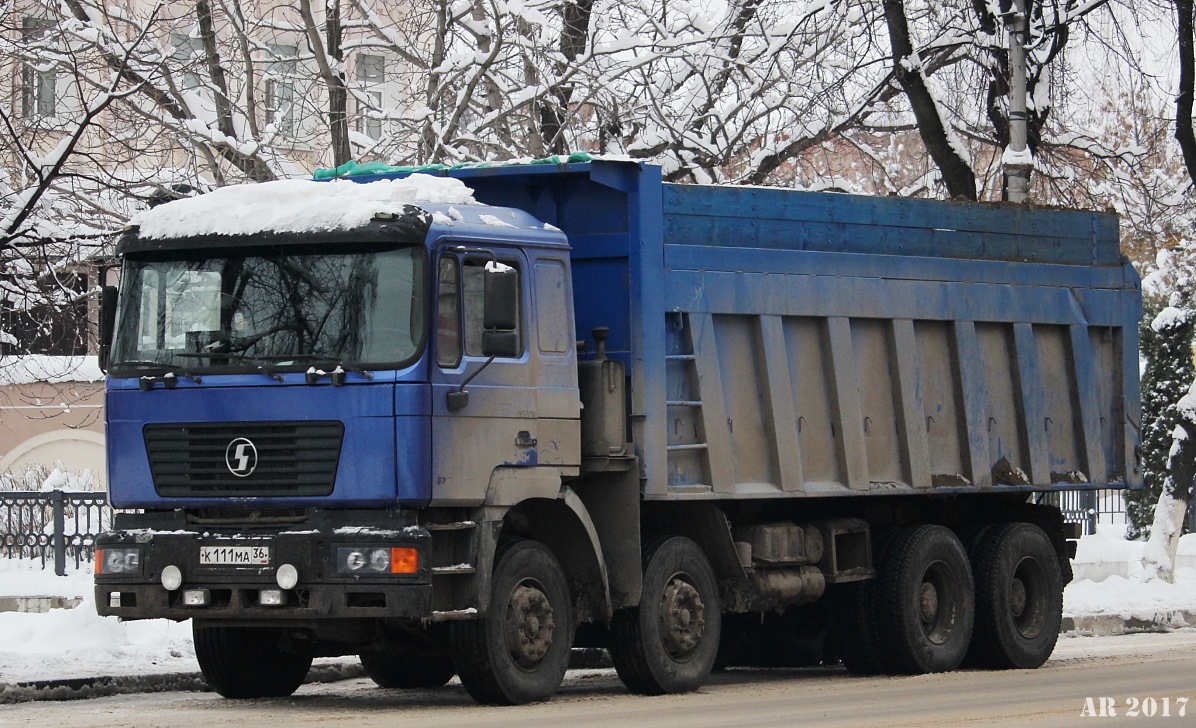 Воронежская область, № К 111 МА 36 — Shaanxi Shacman F2000 SX331x