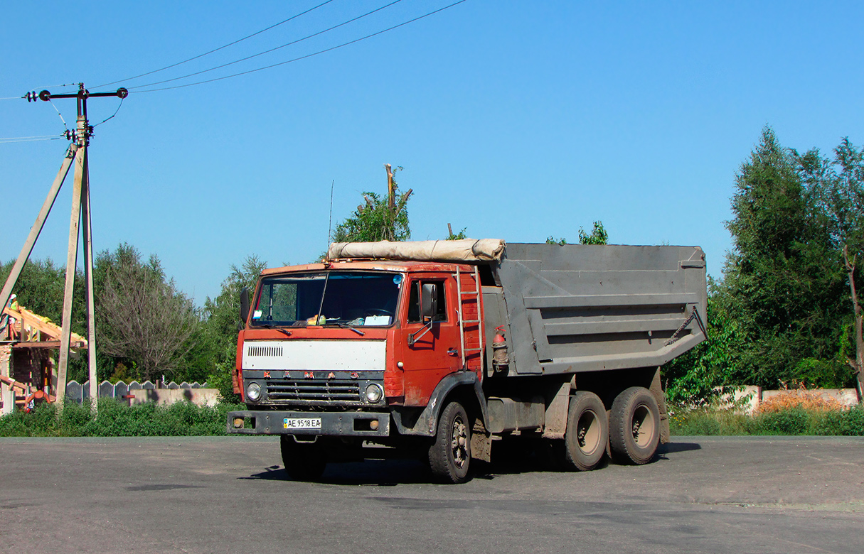 Днепропетровская область, № АЕ 9518 ЕА — КамАЗ-5410