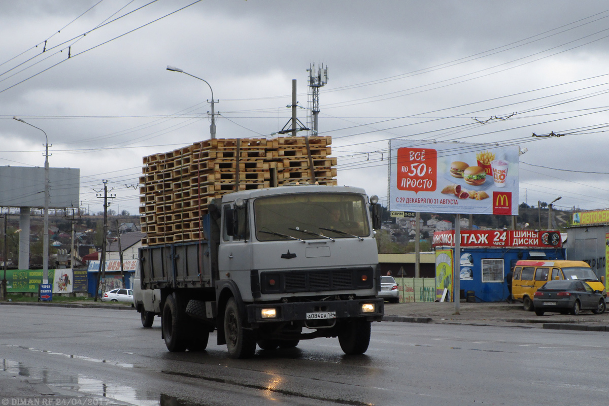 Волгоградская область, № А 084 ЕА 134 — МАЗ-53371