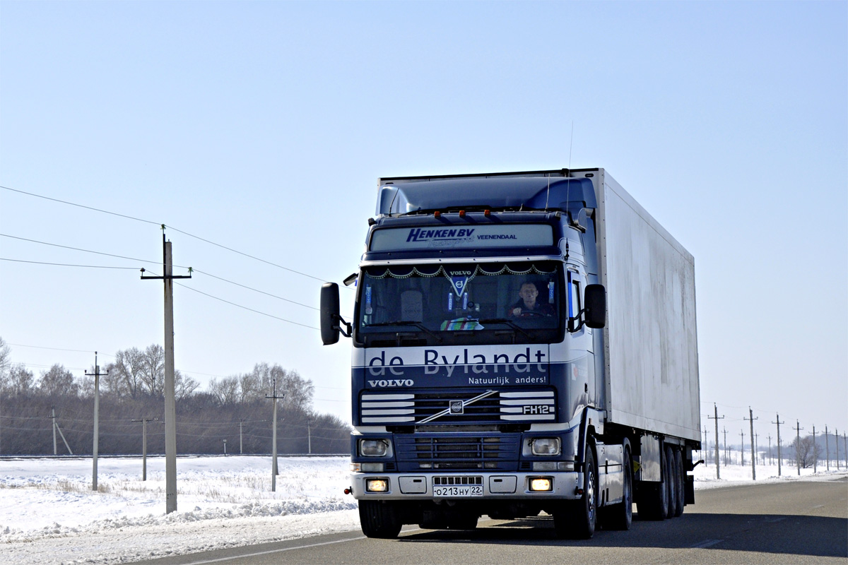 Алтайский край, № О 213 НУ 22 — Volvo ('1993) FH12.420