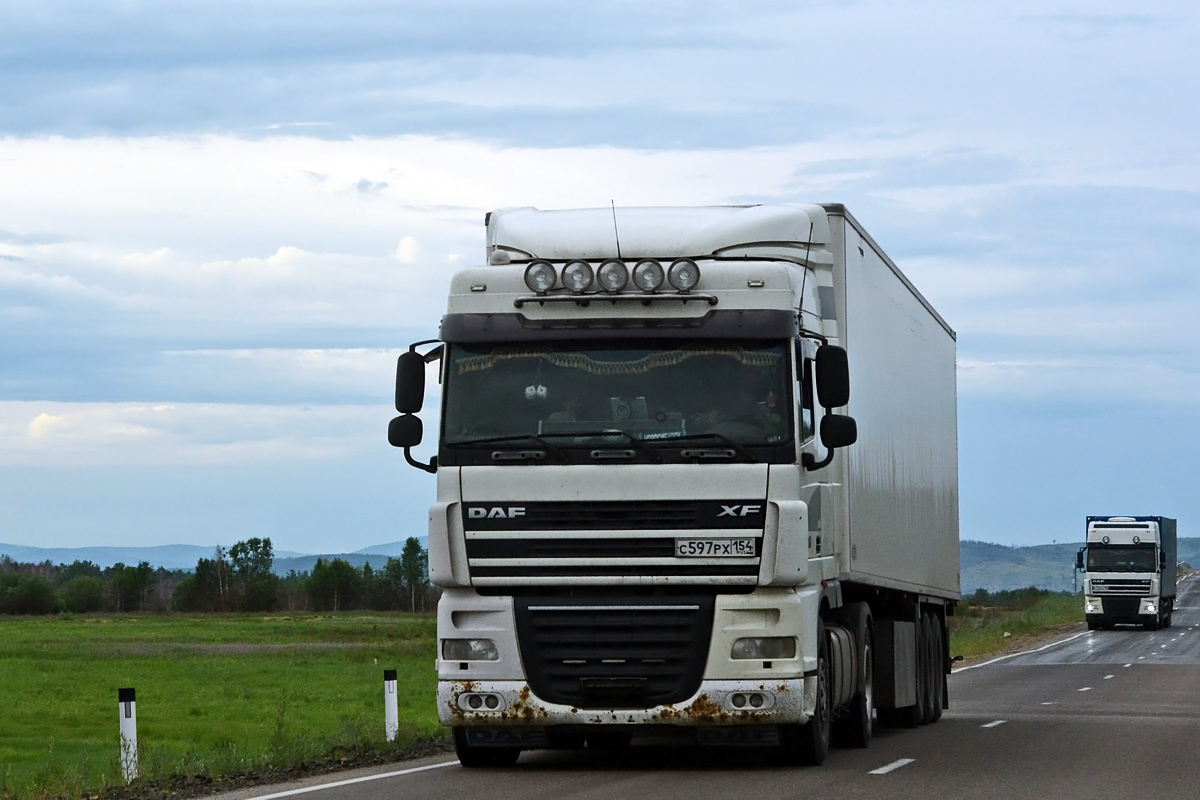 Новосибирская область, № С 597 РХ 154 — DAF XF105 FT