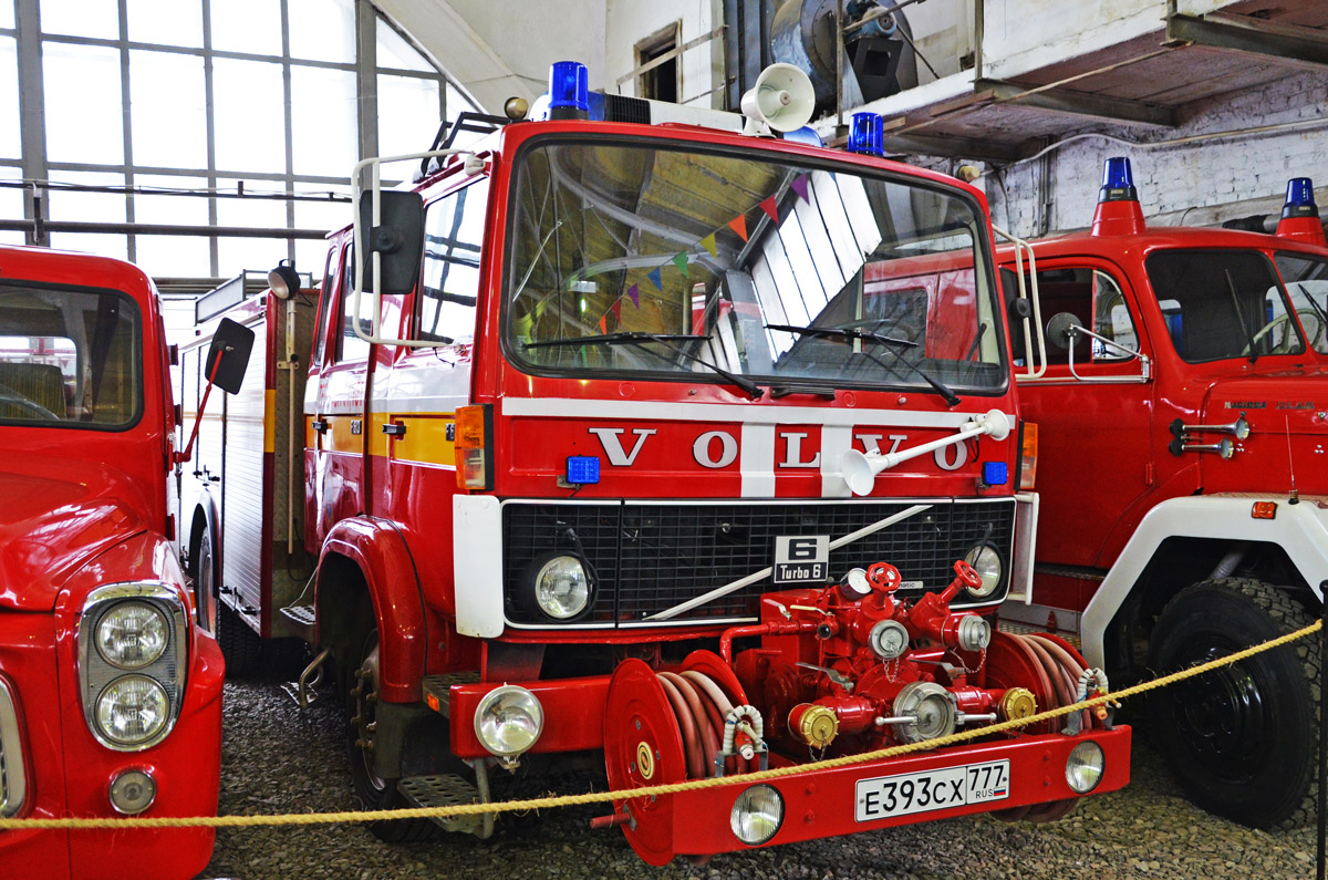 Москва, № Е 393 СХ 777 — Volvo F6