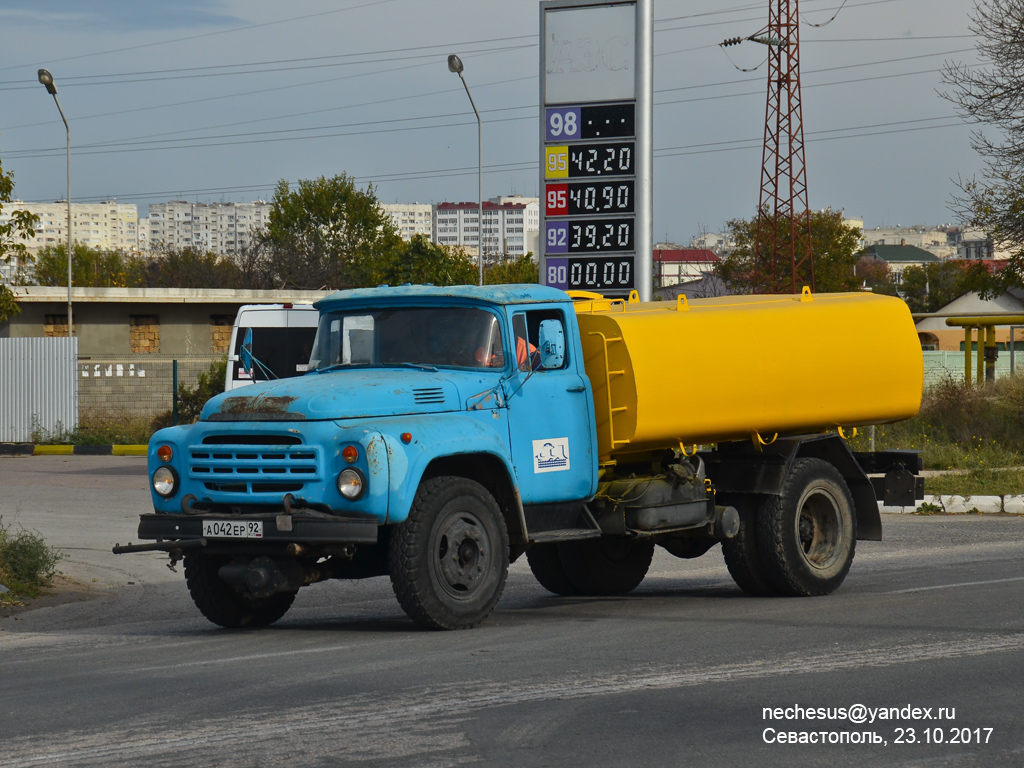 Севастополь, № А 042 ЕР 92 — ЗИЛ-431412