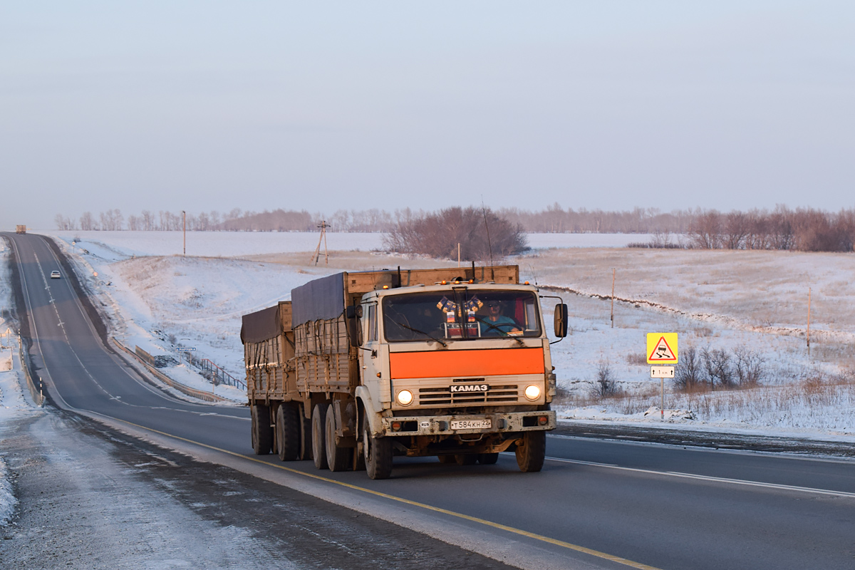 Алтайский край, № Т 584 КН 22 — КамАЗ-53202