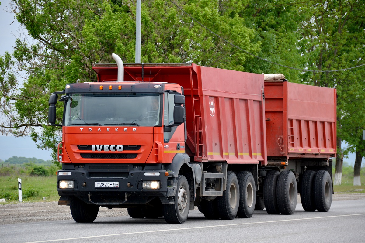 Ингушетия, № Т 282 ЕМ 06 — IVECO Trakker ('2007)