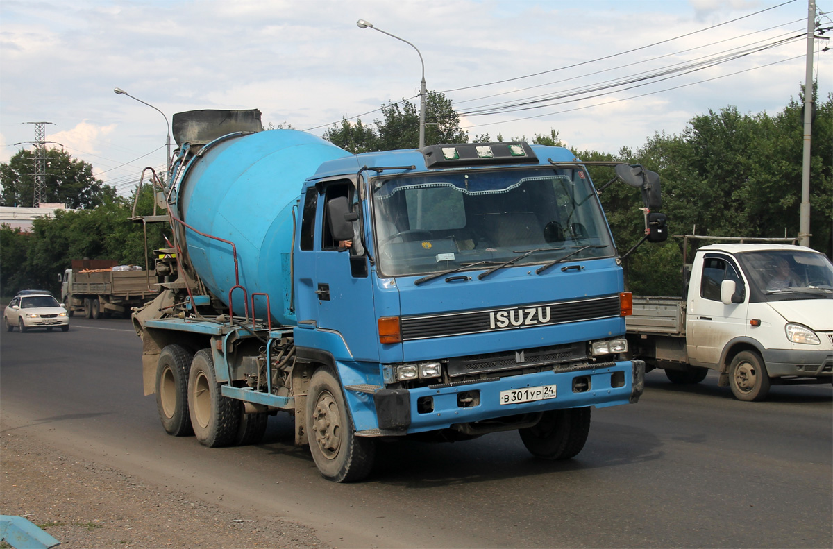 Красноярский край, № В 301 УР 24 — Isuzu V340