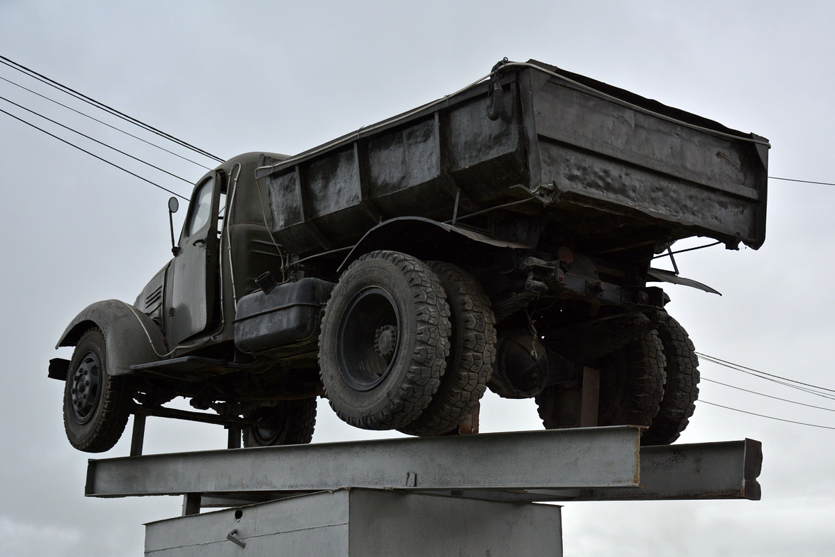 Красноярский край, № (24) Б/Н 0037 — ЗИЛ-164АГ; Красноярский край — Автомобили на постаментах; Техника на постаментах, памятники (Красноярский край)