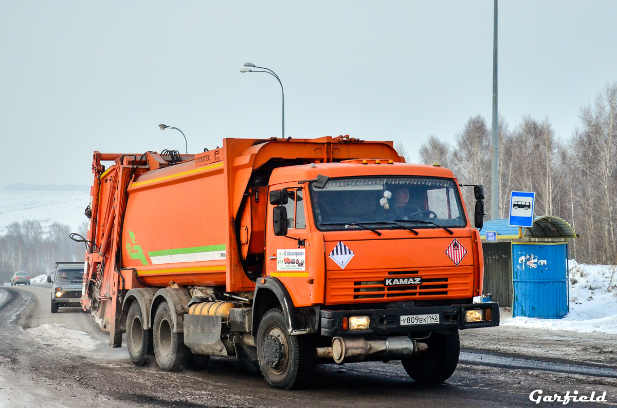 Кемеровская область, № У 809 ВК 142 — КамАЗ-65115-30