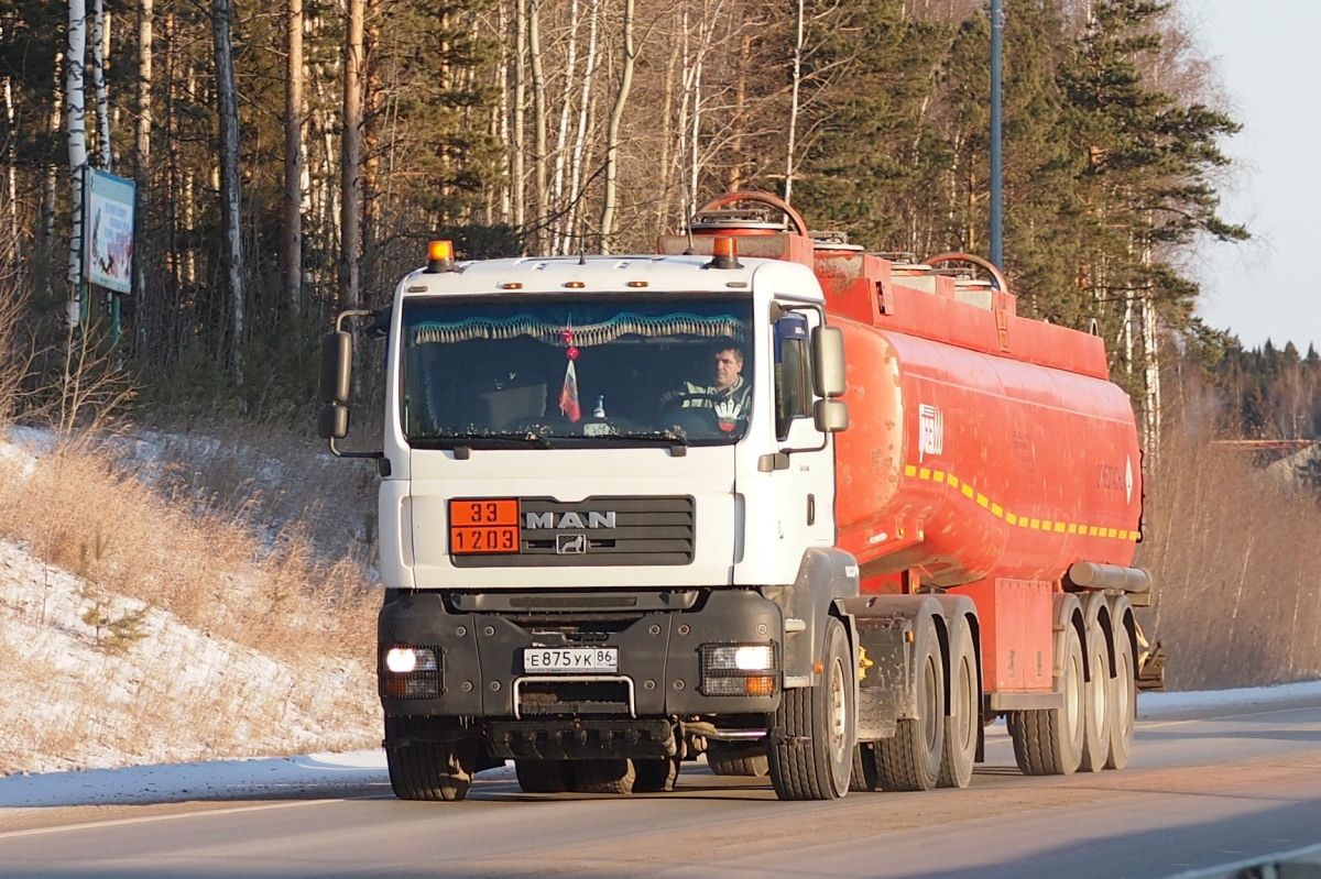 Ханты-Мансийский автоном.округ, № Е 875 УК 86 — MAN TGA 33.480