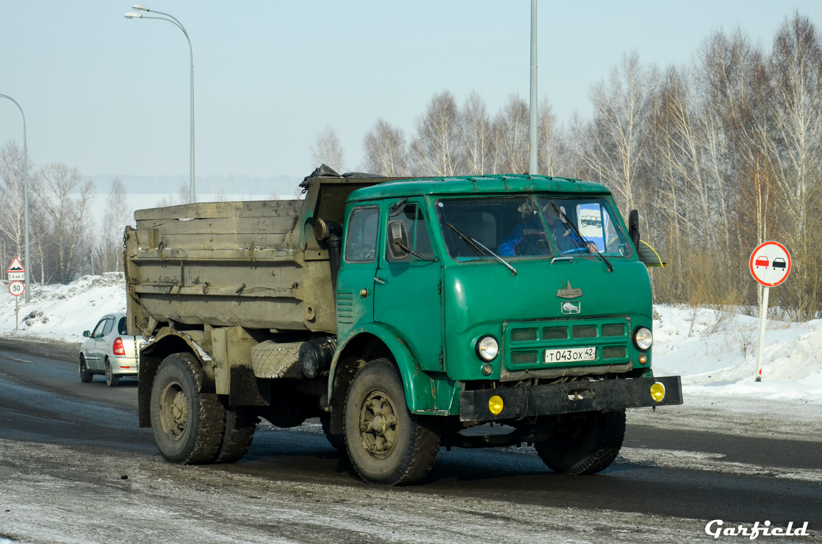 Кемеровская область, № Т 043 ОХ 42 — МАЗ-5549