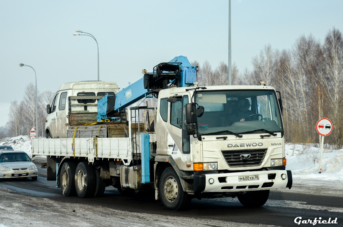 Кемеровская область, № М 600 ХВ 38 — Daewoo Novus