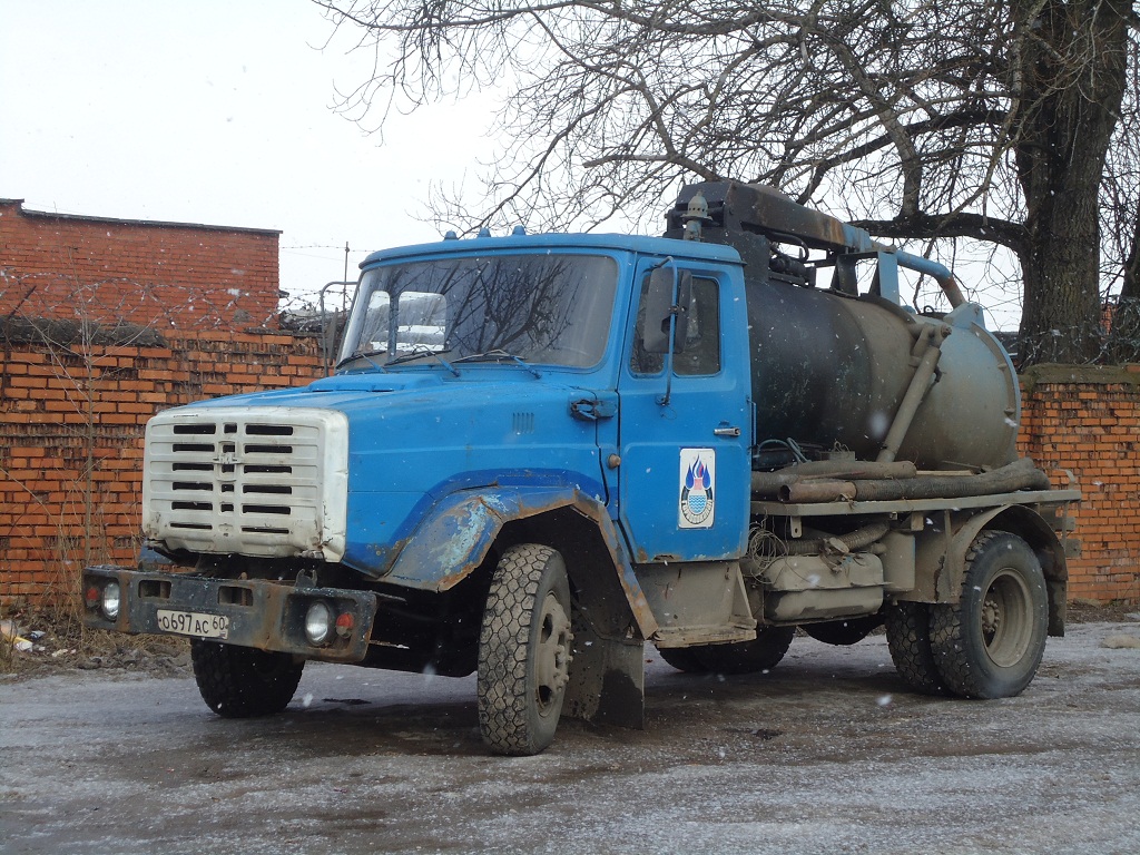 Псковская область, № О 697 АС 60 — ЗИЛ-433362