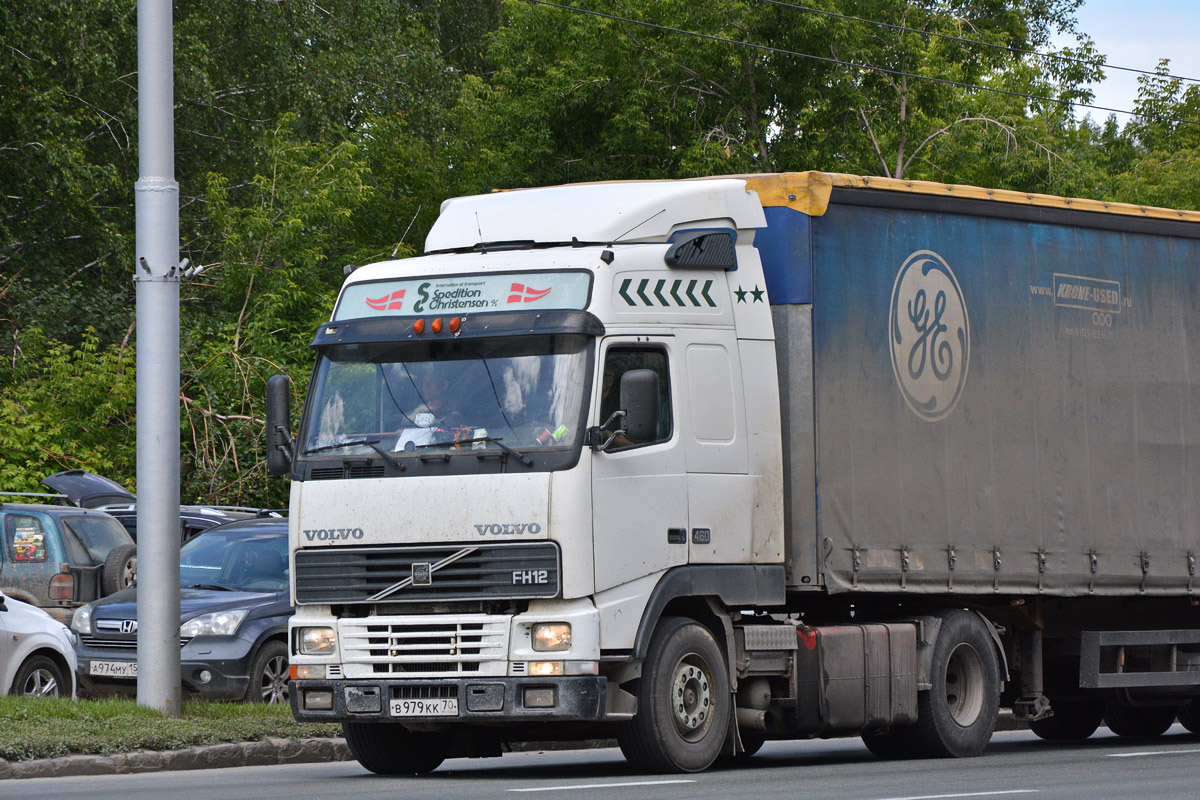 Томская область, № В 979 КК 70 — Volvo ('1993) FH12.460