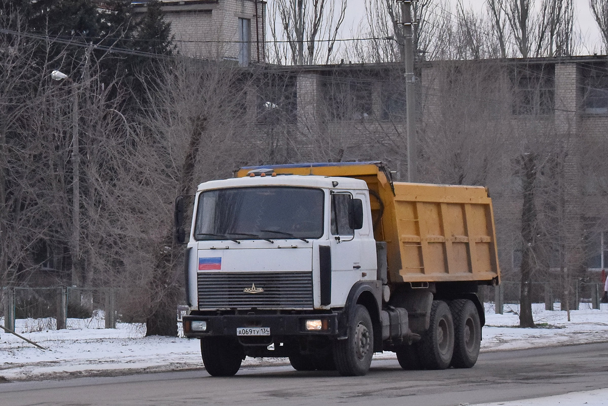 Волгоградская область, № А 069 ТУ 134 — МАЗ-5516A5