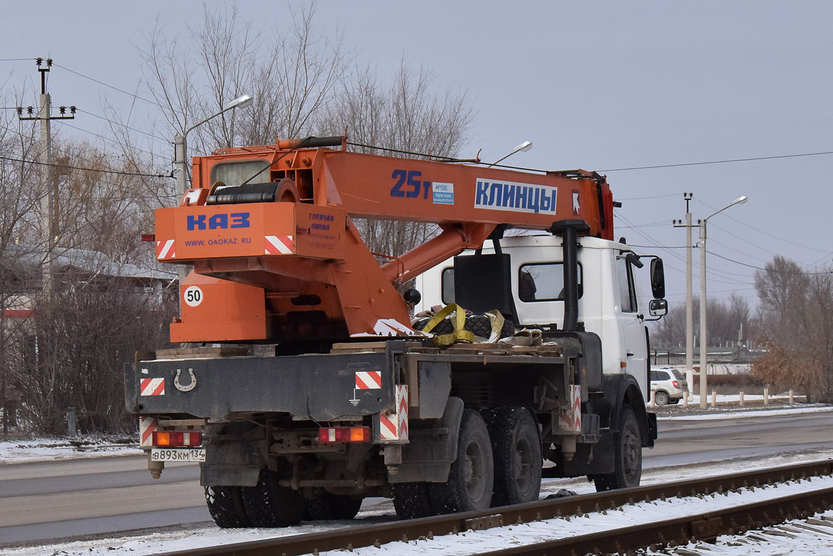 Волгоградская область, № В 893 КМ 134 — МАЗ-6303A3