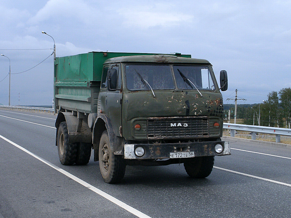 Московская область, № Е 172 ТЕ 58 — МАЗ-5549