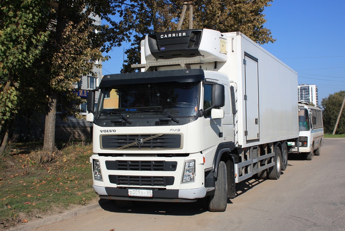 Псковская область, № О 009 ВУ 60 — Volvo ('2002) FM-Series