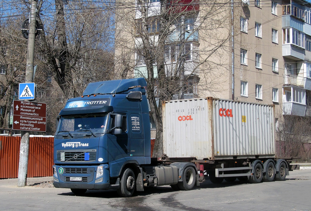 Ленинградская область, № В 697 СС 47 — Volvo ('2008) FH.400