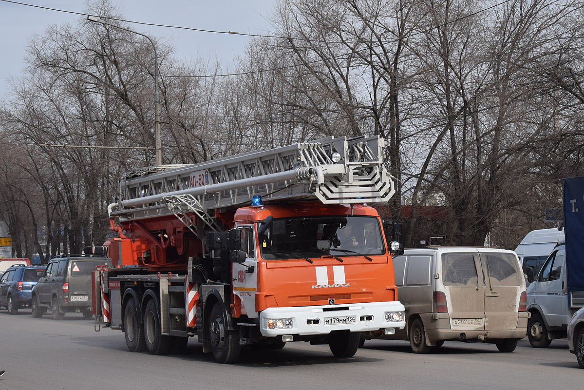 Волгоградская область, № М 179 ММ 134 — КамАЗ-65115-A4