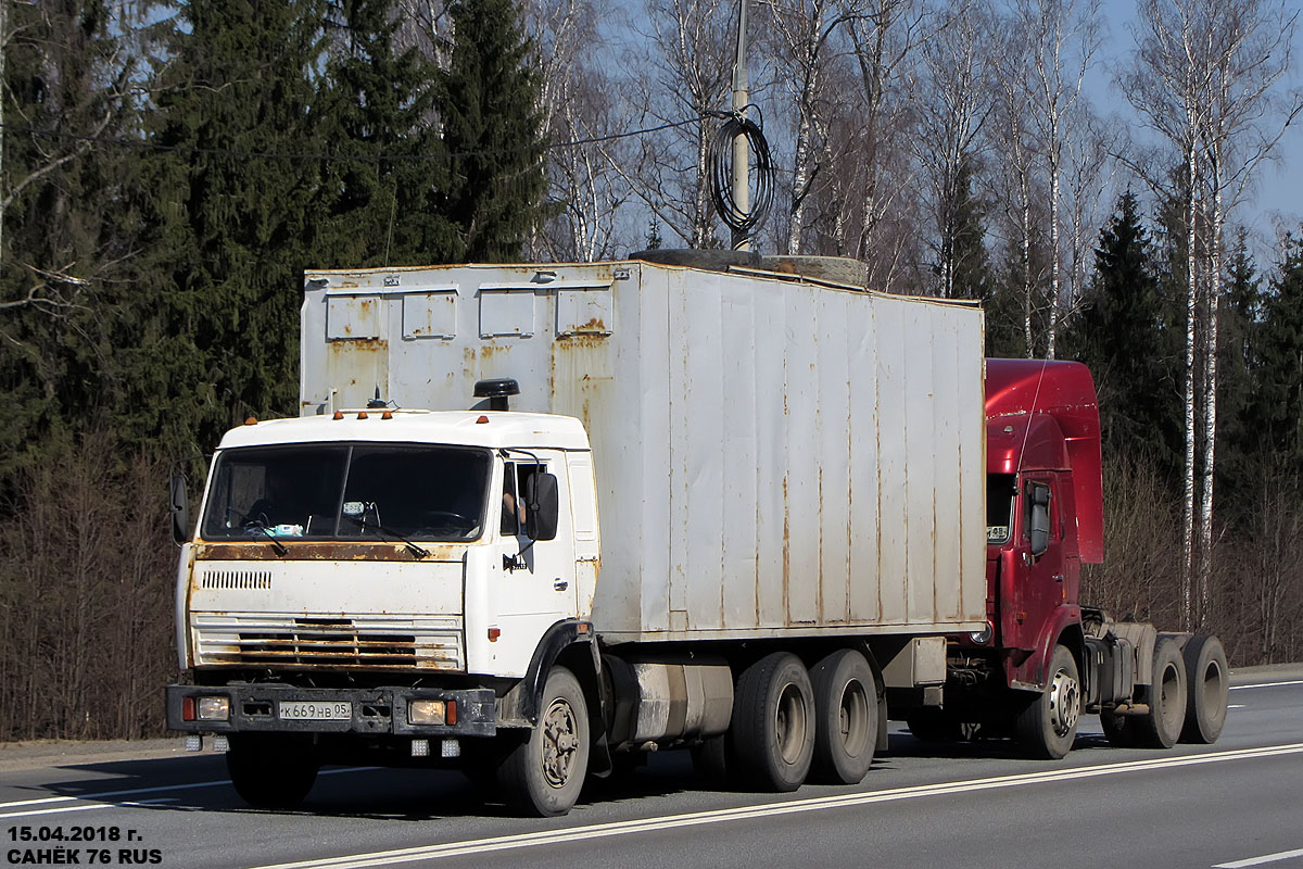 Дагестан, № К 669 НВ 05 — КамАЗ-53212; Дагестан, № Е 927 СМ 05 — КамАЗ-54112