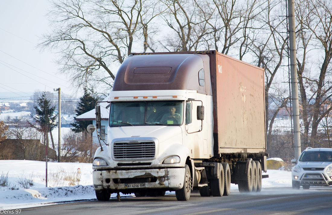 Одесская область, № ВН 4246 ВК — Freightliner Columbia