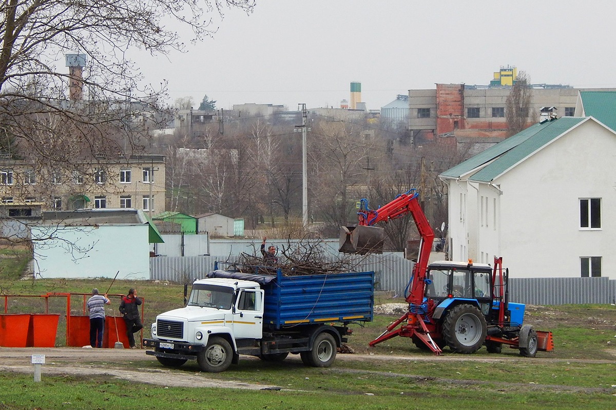 Белгородская область, № О 268 НС 31 — ГАЗ-33098