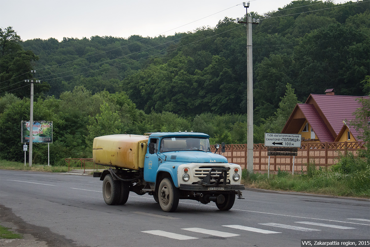 Закарпатская область, № 0757 ЗАО — ЗИЛ-431412