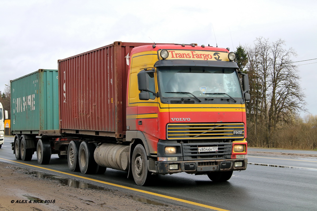 Санкт-Петербург, № У 804 КН 178 — Volvo ('1993) FH12.460