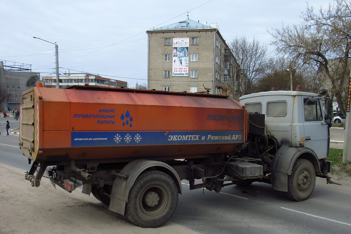 Ивановская область, № М 860 СС 37 — МАЗ-533702