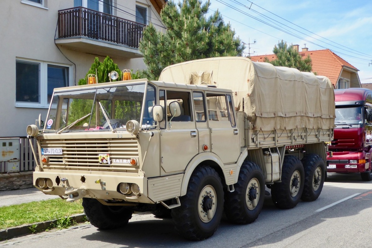 Словакия, № BA-H254 — Tatra 813