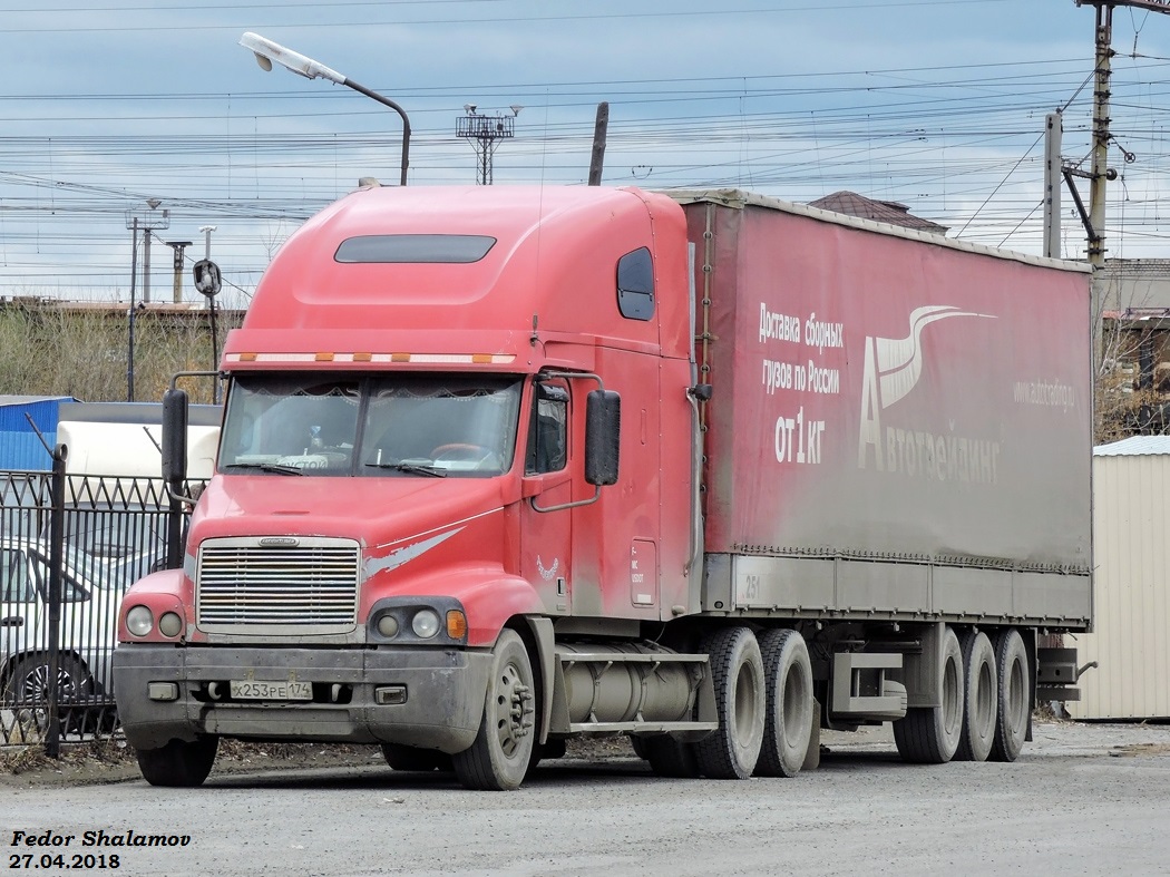 Челябинская область, № Х 253 РЕ 174 — Freightliner Century Class