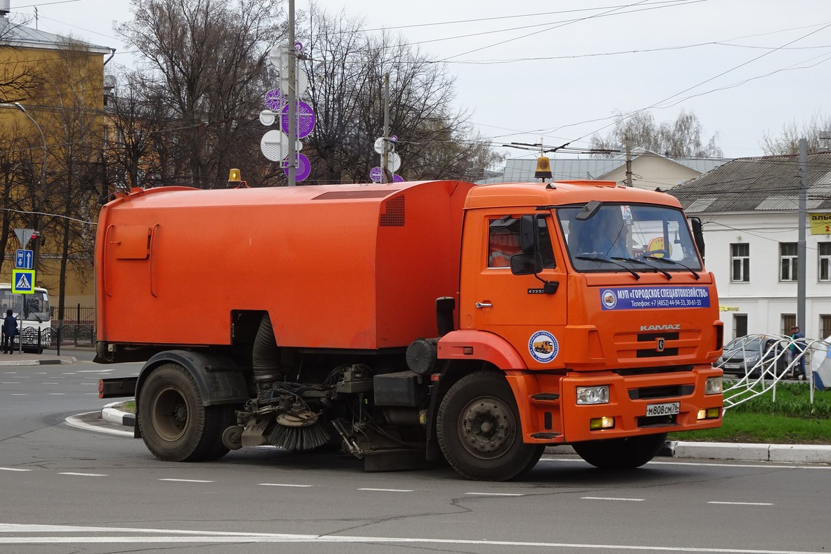 Ярославская область, № М 808 СМ 76 — КамАЗ-43253-A3