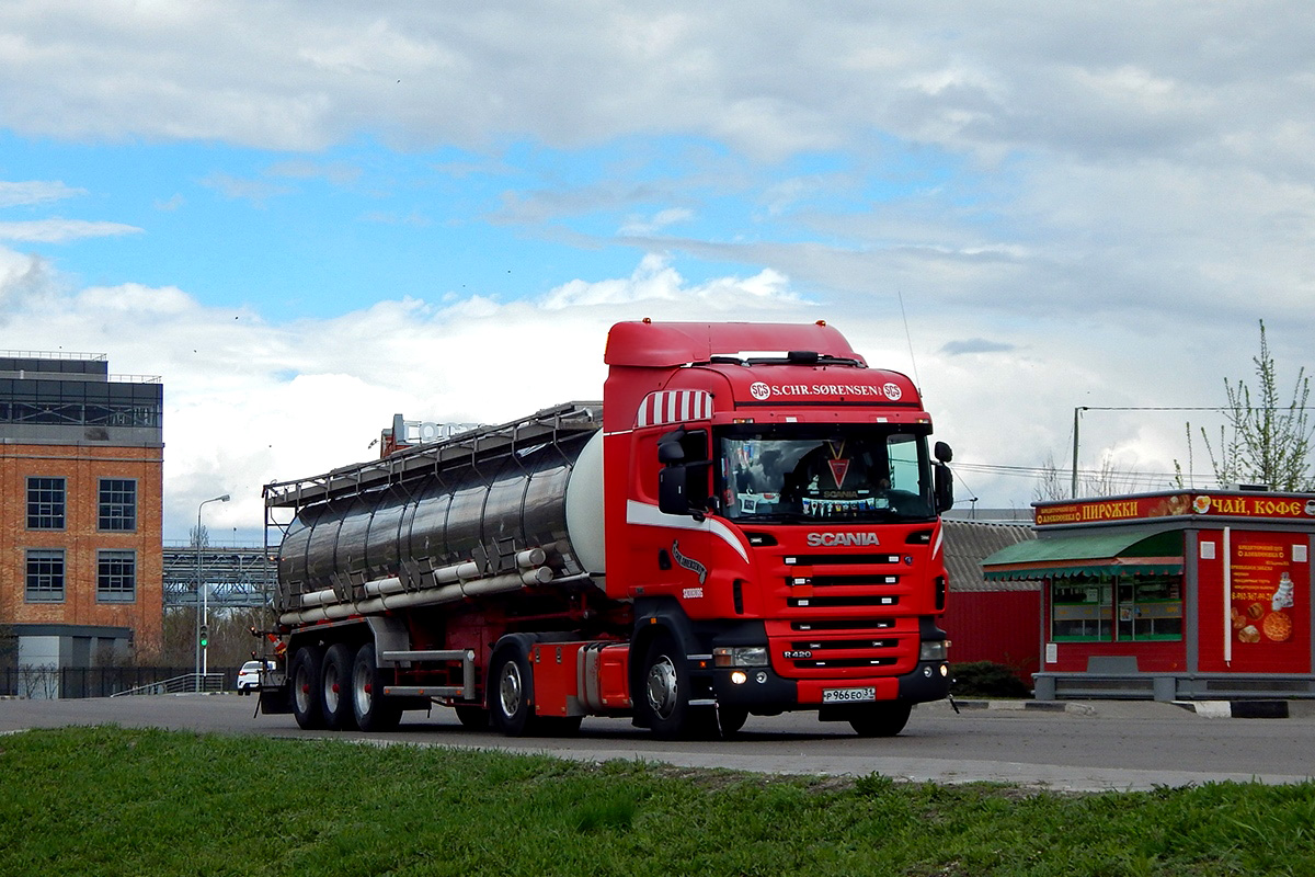 Белгородская область, № Р 966 ЕО 31 — Scania ('2004) R420