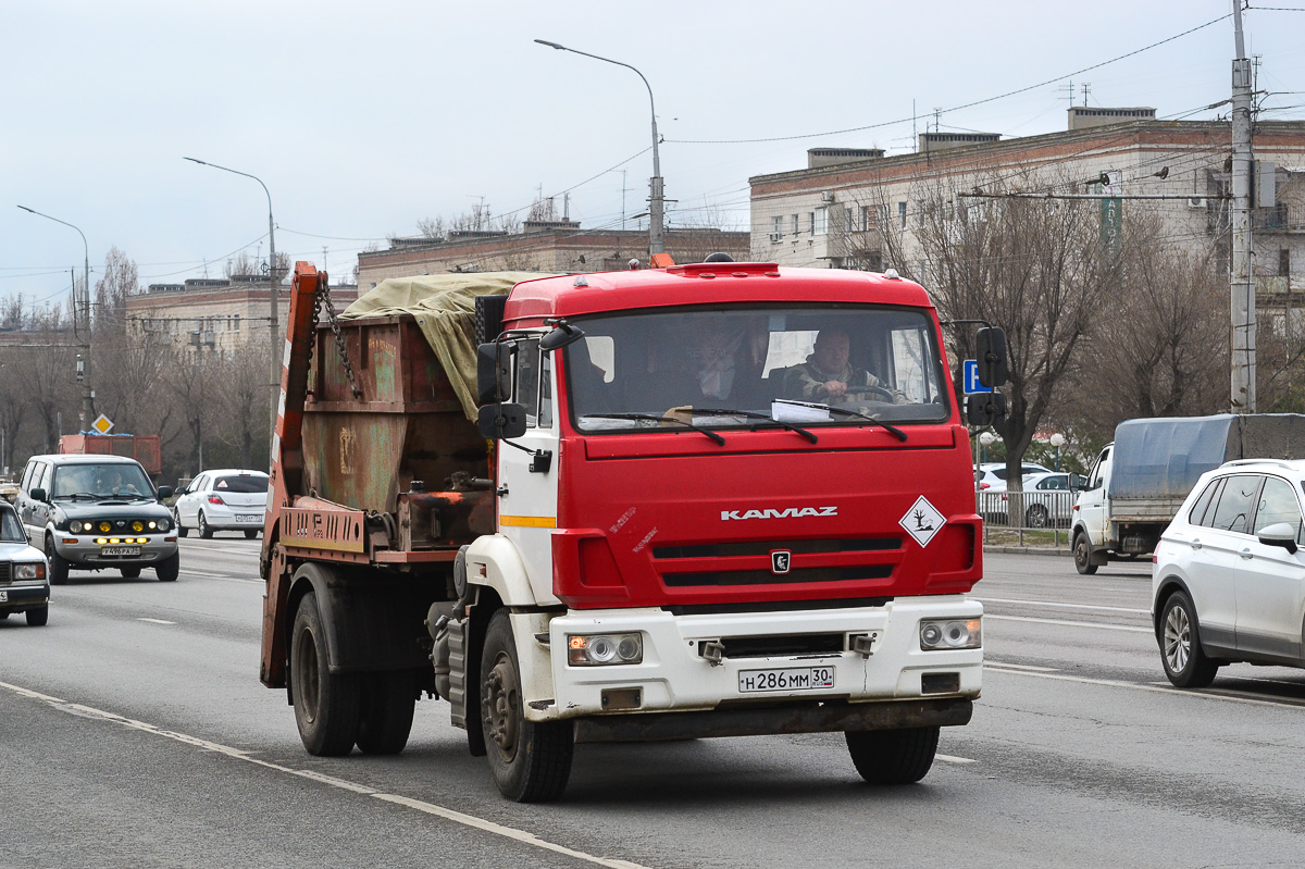 Волгоградская область, № Н 286 ММ 30 — КамАЗ-43253-R4