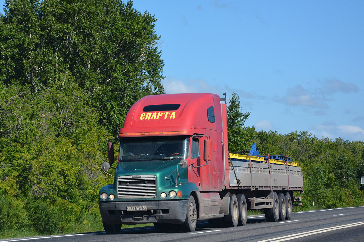 Новосибирская область, № Т 536 ТН 54 — Freightliner Century Class