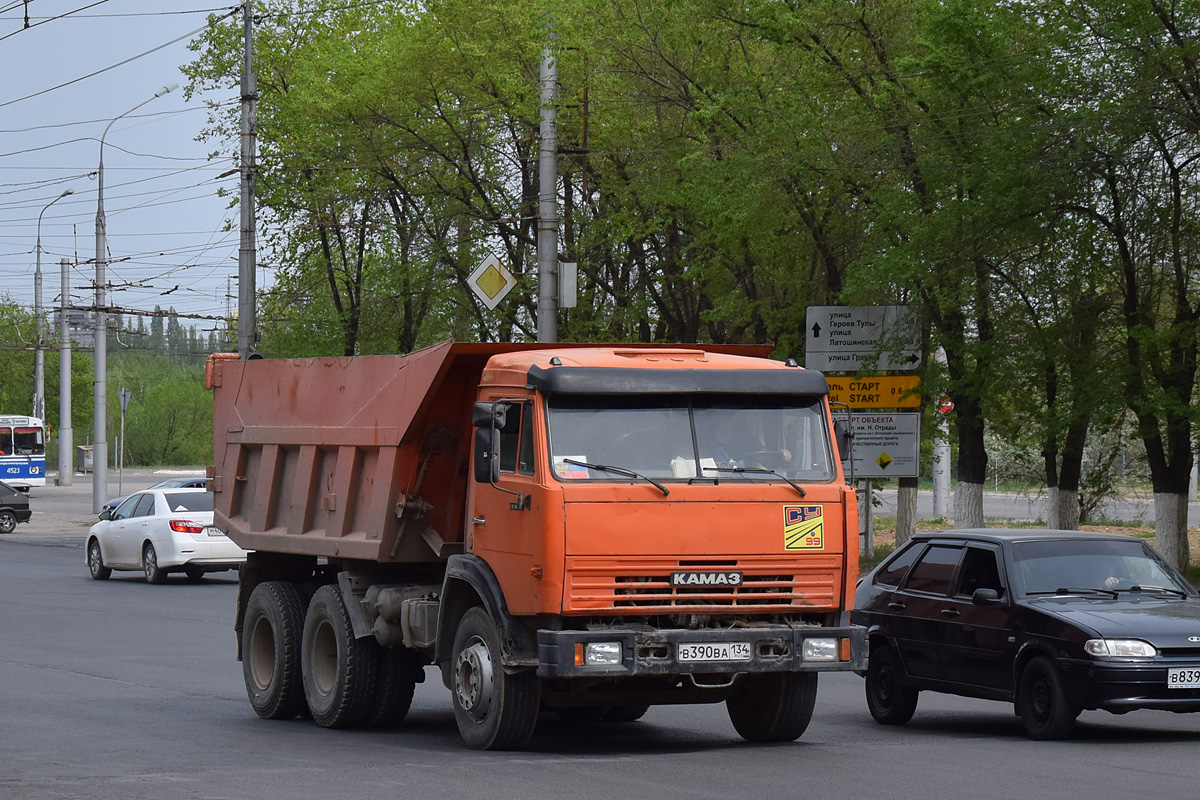 Волгоградская область, № В 390 ВА 134 — КамАЗ-55111-02 [55111C]