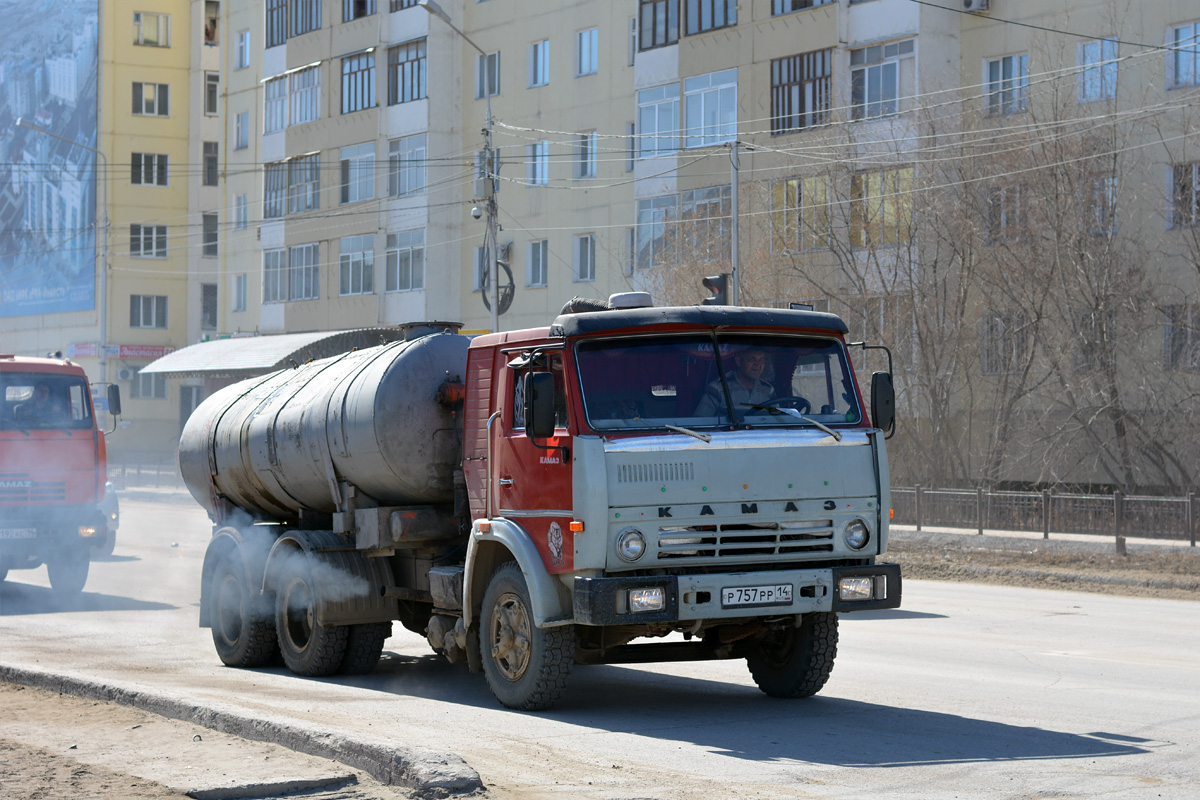 Саха (Якутия), № Р 757 РР 14 — КамАЗ-53212