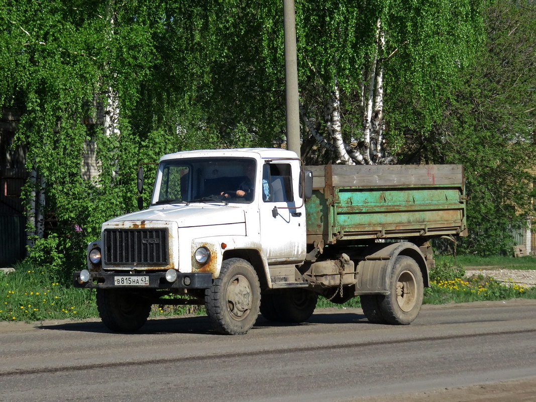 Кировская область, № В 815 НА 43 — ГАЗ-3307