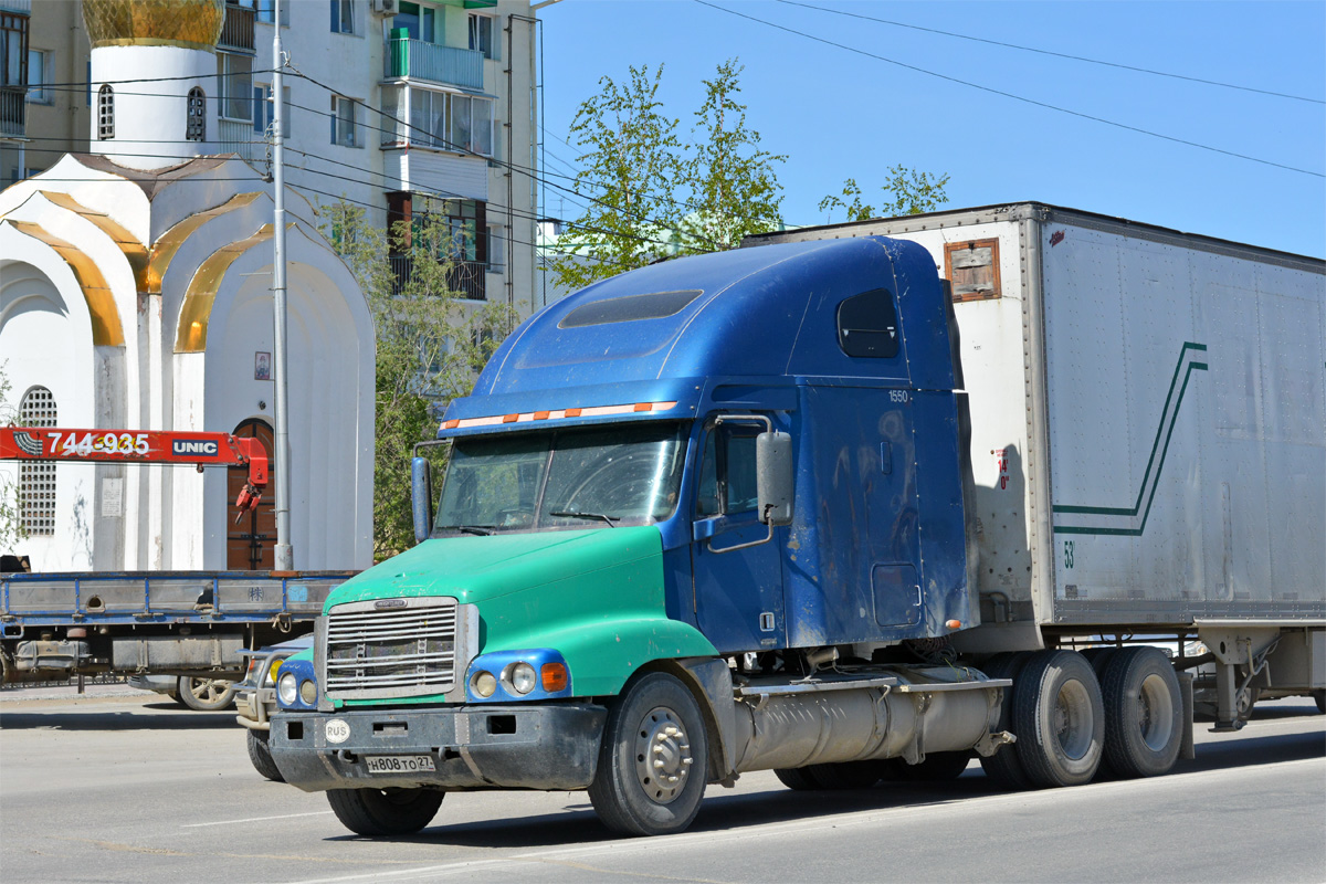 Хабаровский край, № Н 808 ТО 27 — Freightliner Century Class