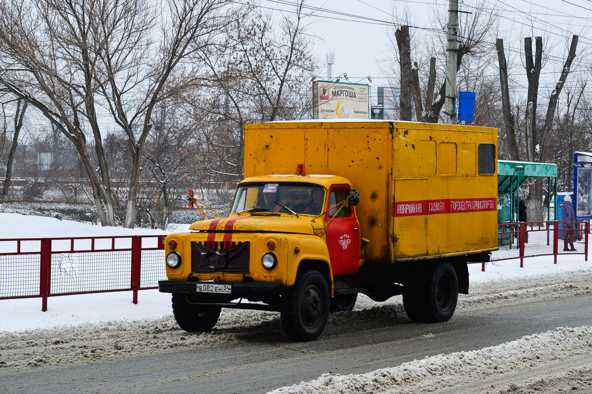 Волгоградская область, № 381 — ГАЗ-53-12