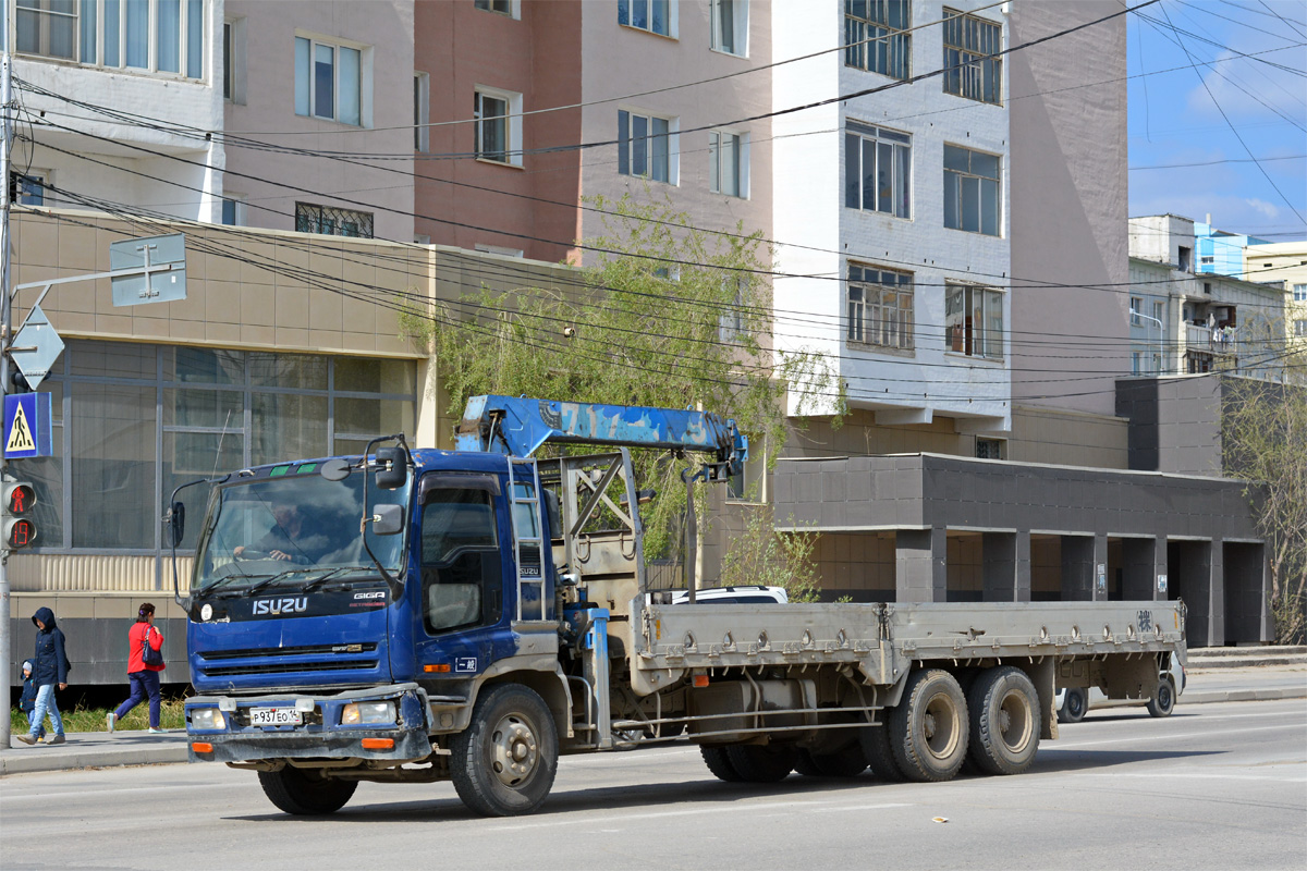 Саха (Якутия), № Р 937 ЕО 14 — Isuzu Giga (общая модель)