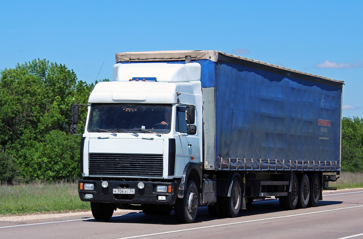 Волгоградская область, № К 706 ХС 34 — МАЗ-54324