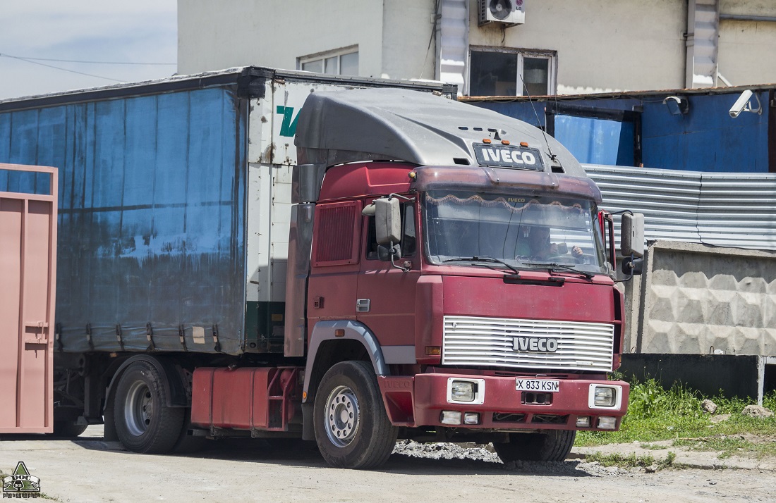 Туркестанская область, № X 833 KSN — IVECO TurboStar