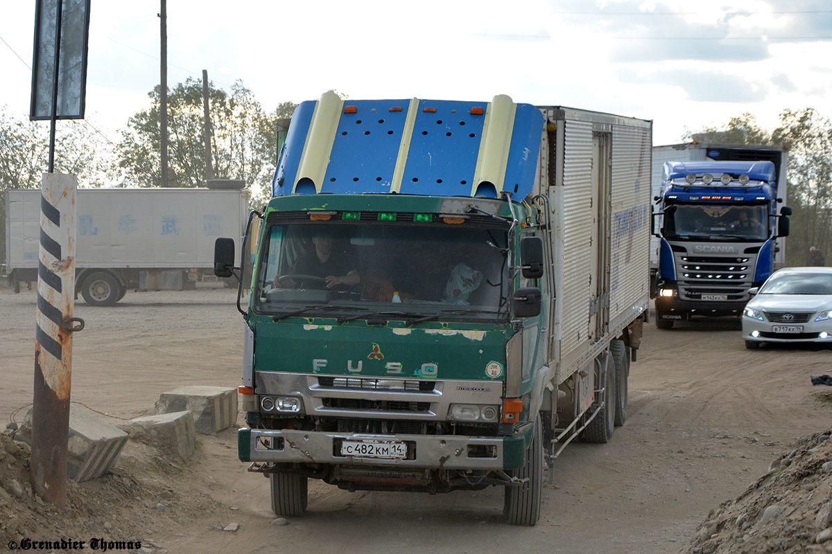 Саха (Якутия), № С 482 КМ 14 — Mitsubishi Fuso The Great